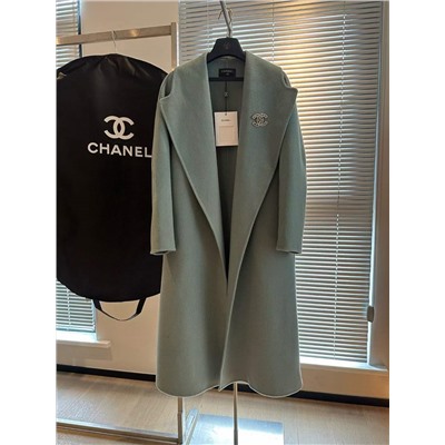 Высококачественная 90 ультратонкая шерсть + 10 кашемир] Высококлассное пальто-халат CHANE'L, этот цвет очень красивый. Верхняя часть французского бордоского красного цвета абсолютно роскошна и элегантна, с небольшой ароматной бриллиантовой брошью, изысканная и красивая, 100% ультратонкая шерстяная ткань, мягкая ~ Один размер подходит всем, обхват груди 120, длина 112, , флэш-распродажа