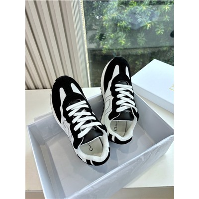 Кроссовки качество  люкс натуральная кожа