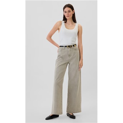 High Rise Wide-Leg Jeans