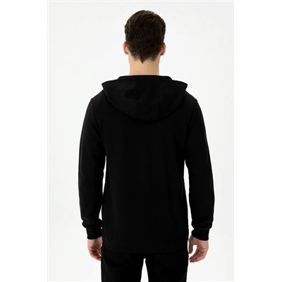 Erkek Siyah Kapüşonlu Örme Hırka