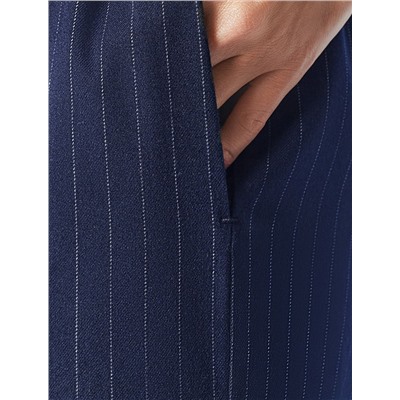 Брюки свободного кроя из костюмной ткани