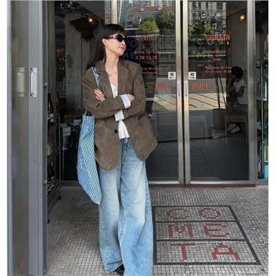 Замшевый пиджак кофейного цвета стал для меня настоящей находкой