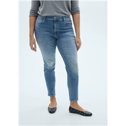 Jeans skinny tiro medio