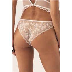 42891 BOGATA/00X Трусы стринги ESOTIQ