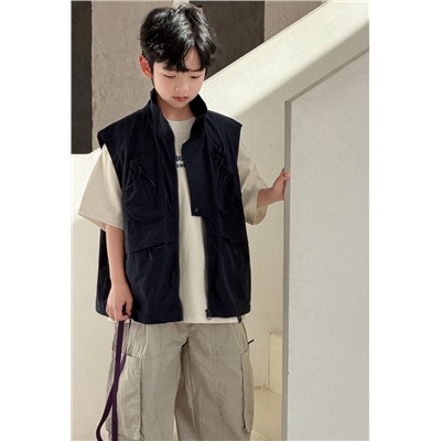 Тонкая жилетка для мальчиков