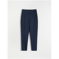 Elegante Hose mit Bügelfalte