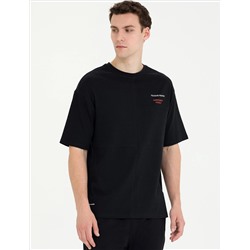Siyah Regular Fit Bisiklet Yaka Tişört