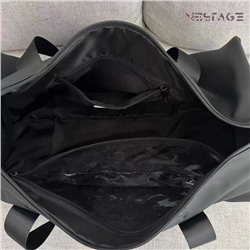 Удобная спортивная сумка  ESSENTIA*L