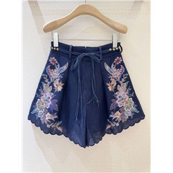 Короткие шорты с рисунком "пейсли"    ZIMMERMANN   Идеально подходят к рубашке выше