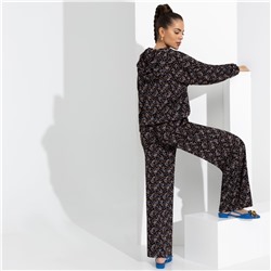 Брючный комплект с капюшоном, Смелый контраст