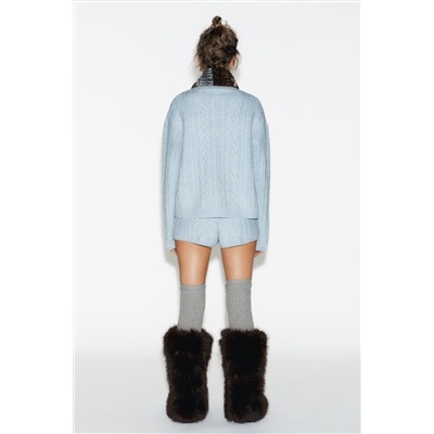 80% WOOL CABLE KNIT SHORTS SKI COLLECTION