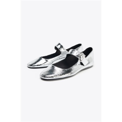 METALLIC LEATHER-EFFECT BALLERINAS