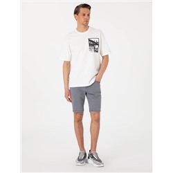 Beyaz Comfort Fit Bisiklet Yaka Tişört