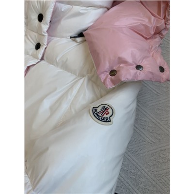 Женский пуховик с контрастным подкладом Moncle*r Paran*a