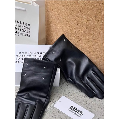 Женские утепленные кожаные перчатки  MAISO*N MARGIEL*A