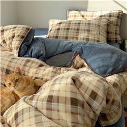 Комплект постельного белья из молочного велюра