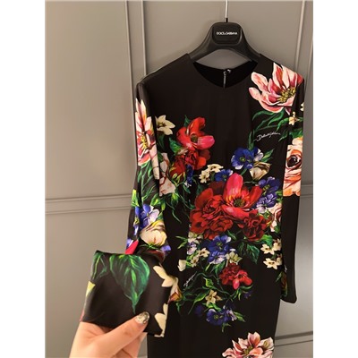 Платье люкс