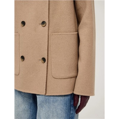 Полупальто двубортное с удлиненной спинкой