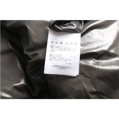 Теплая зимняя куртка пуховик Moncle*r с глянцевой поверхностью