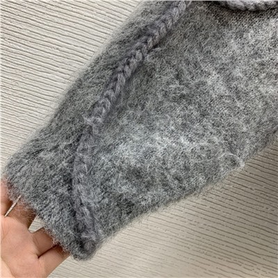 Женский свободный свитер с объёмным плетение  ЛОЕВ*Е 💛