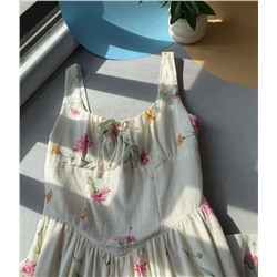 Летнее длинное платье на тонких бретелях из смесового льна