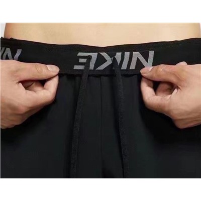 Мужские спортивные шорты Nik*e