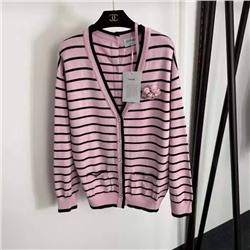 Женский кардиган с брошью в виде камелии и пуговицами спереди и на спине  Chane*l