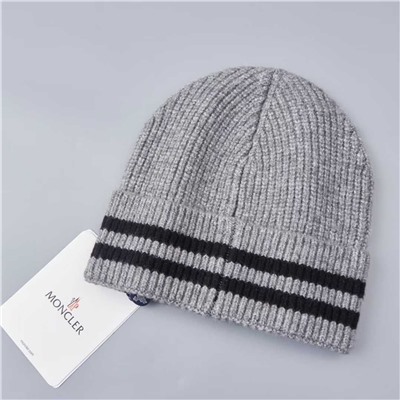 Вязаная шапка MONCLE*R