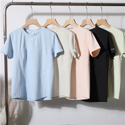 Женская спортивная футболка  ЛУЛУЛЕМО*Н