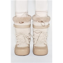 SHEARLING EFFECT ANKLE BOOTS SKI COLLECTION, CHARACTERISTICS