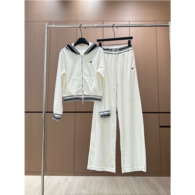 Костюм люкс