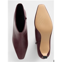 Kitten Heel Pointy Boots