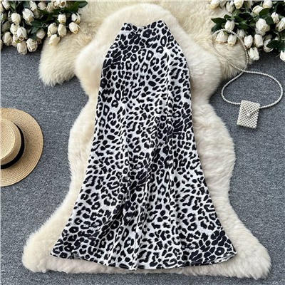 Юбка с леопардовым принтом из плотного атласа