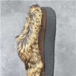 Кроссовки KEE*N Howser 3 SLIDE