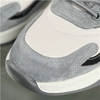 Кроссовки ECC*O