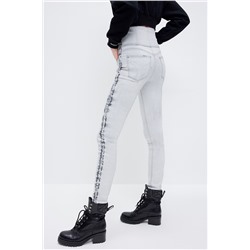 Vaquero skinny fit de tiro alto Gris claro
