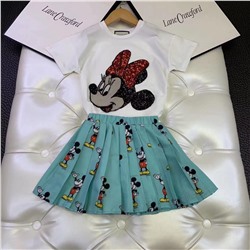 Костюм   на девочку