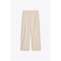 CHINO TROUSERS WITH DARTS