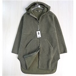 Мягкое и теплое повседневное пальто средней длины с капюшоном