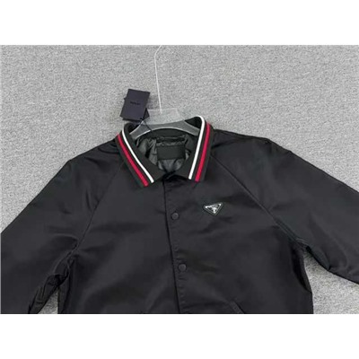 Мужская куртка  ПРАД*А