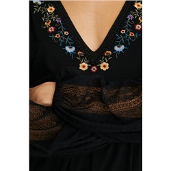 Camiseta avolantada flores