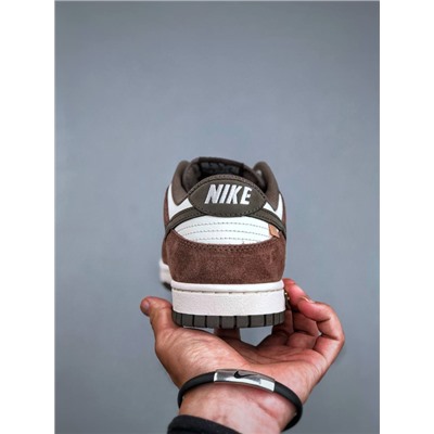 Nike SB Dunk Low
