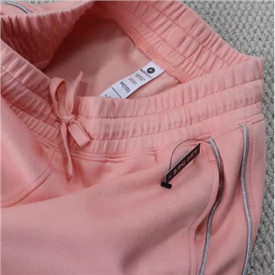 Костюм для девочек 7-14 лет. Можно приобрести по отдельности.