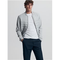 Leichte Jacke aus Materialmix