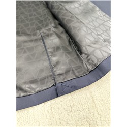 высокая версия пиджак, , подиумный стиль, изысканная вышивка золотой нитью, кастомизация формованных кнопок фурнитуры, кнопок всего двести и они ничем не отличаются от YB