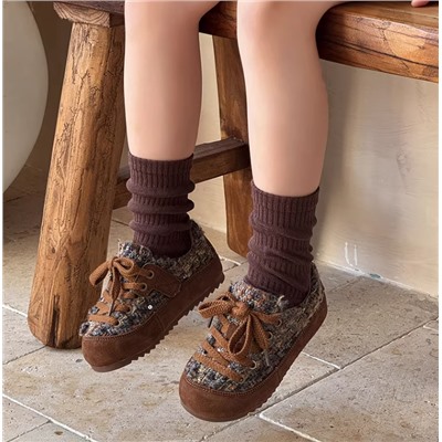 Кроссовки с широким носком