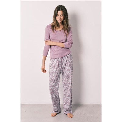 Pijama largo rosa estampado flores