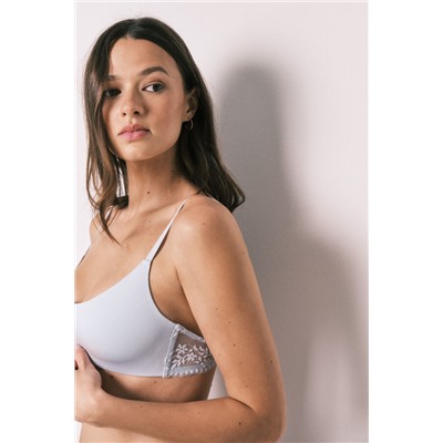 Sujetador top relleno modal y encaje azul