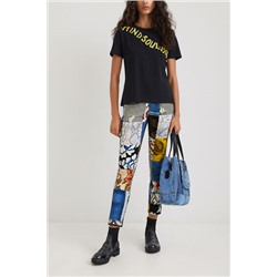 Camiseta slim cuentas estrás