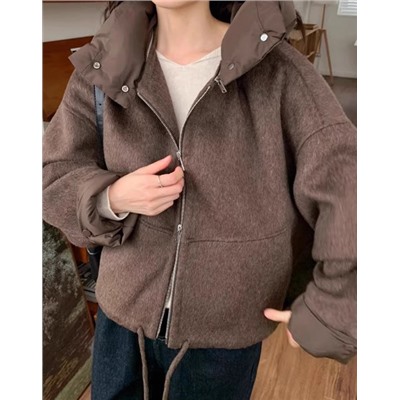 Курточка, размер единый. Как говорится от мала до велика 😂